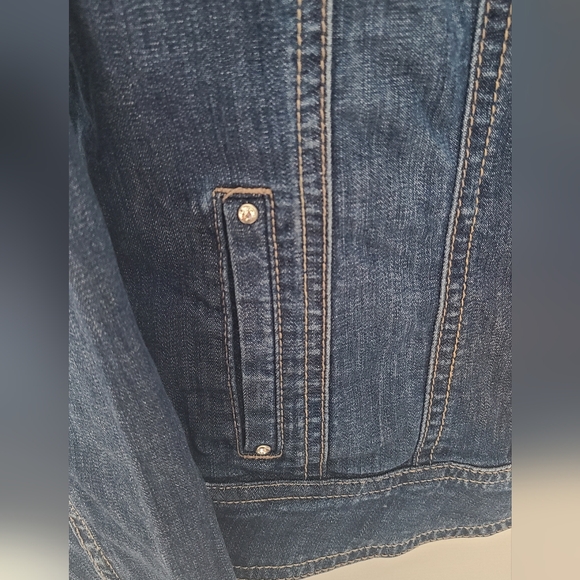 White House | Black Market Denim Jacket - Picture 6 of 8